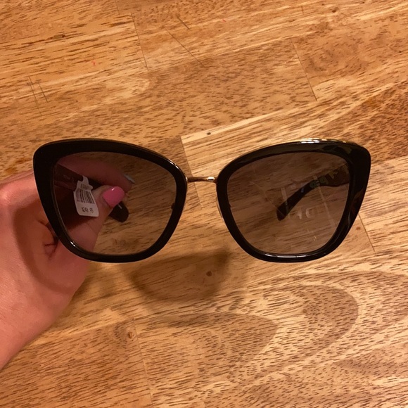 LONGCHAMP Black Sunglasses main image 6